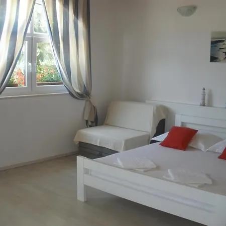 In With Terrace, Air Conditioning,wifi 4449-1 Holiday home *