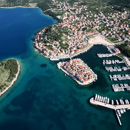 In With Terrace, Air Conditioning,wifi 4449-1 Holiday home *