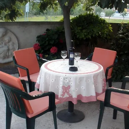 In With Terrace, Air Conditioning,wifi 4449-1 Holiday home