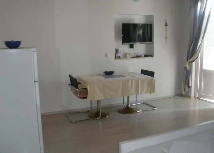 In With Terrace, Air Conditioning,wifi 4449-1 *